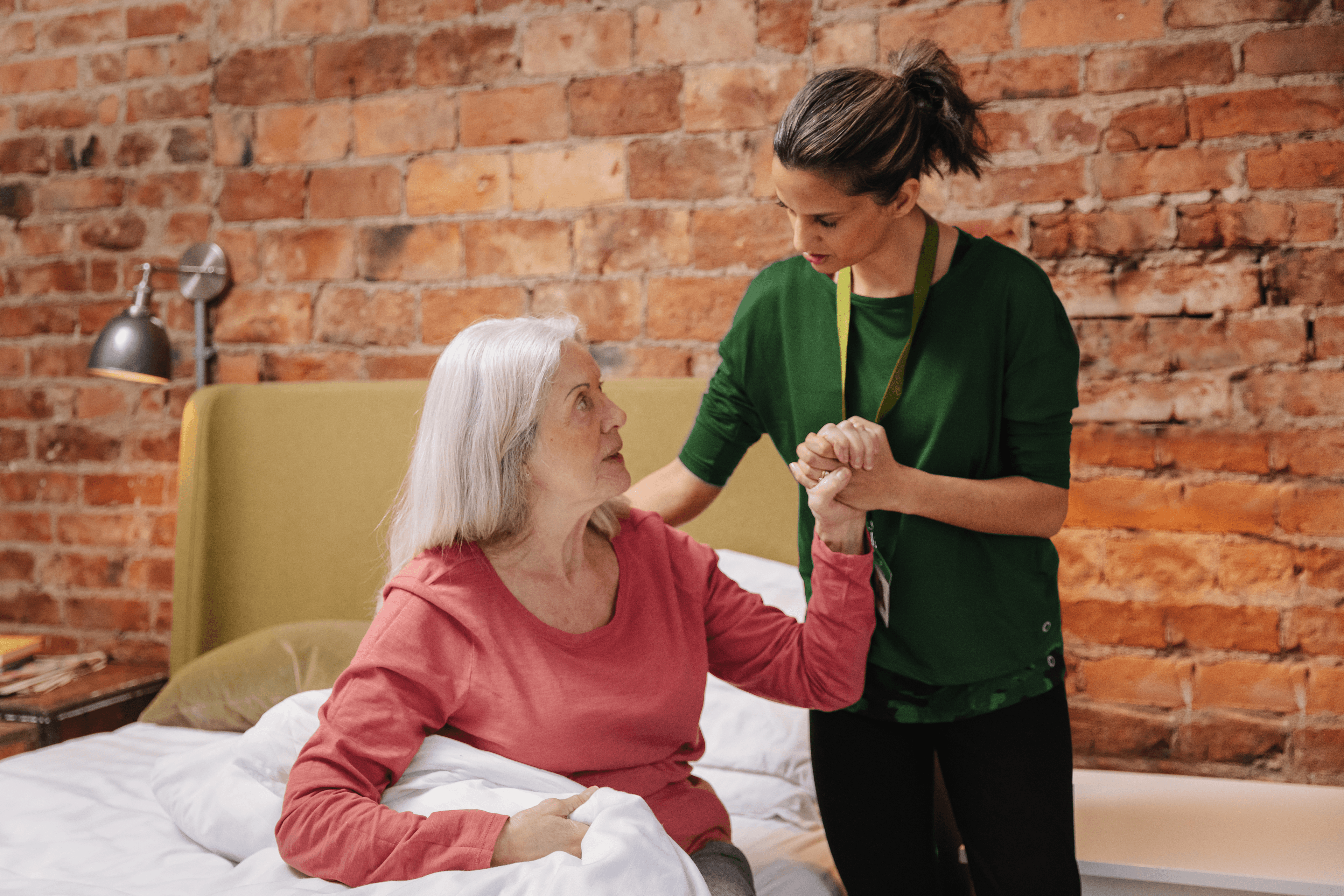 Hip and knee replacement support at home