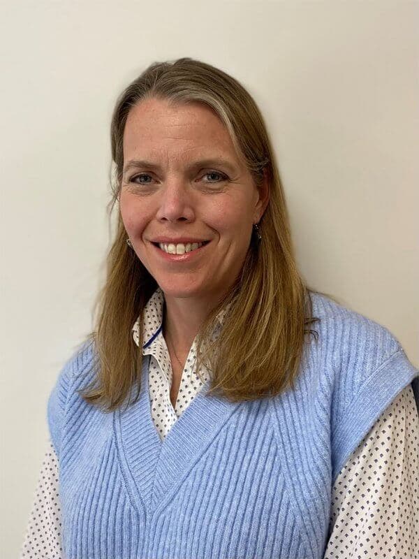 Mandy Aitken