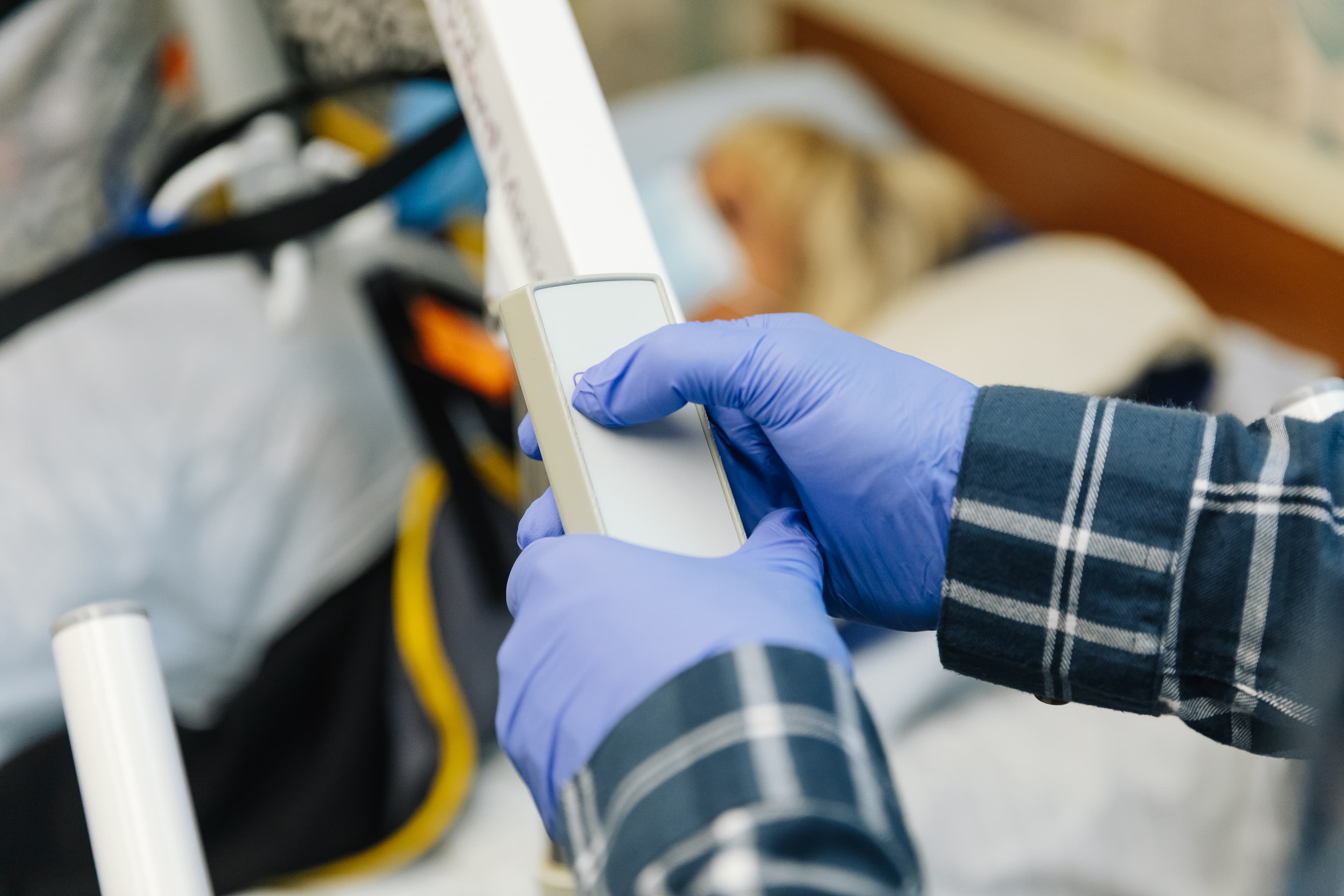 Lifting aids for the elderly at home