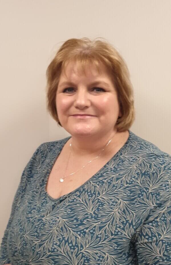 Elaine Holtom
