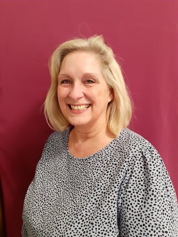 Lynne Darby